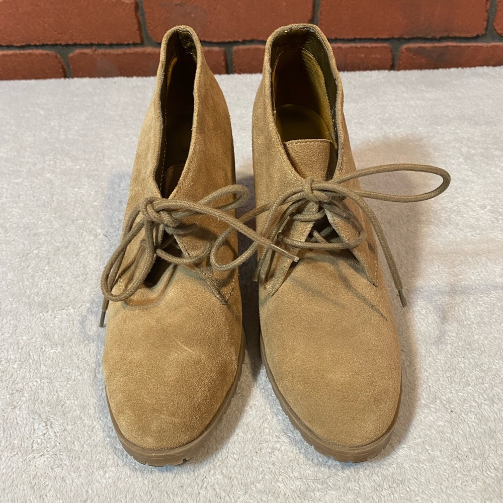 AUDREY BROOKE SASHA Oxford Suede Bootie Size 9M‎